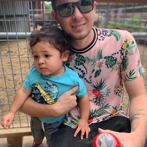 Meet your Posher, Clayton